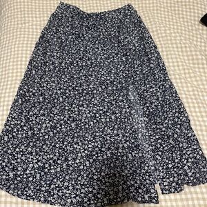 NWT Nenona Floral Navy Blue Skirt